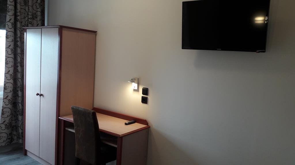 Hotel Coq Hardi Lille Quarto foto