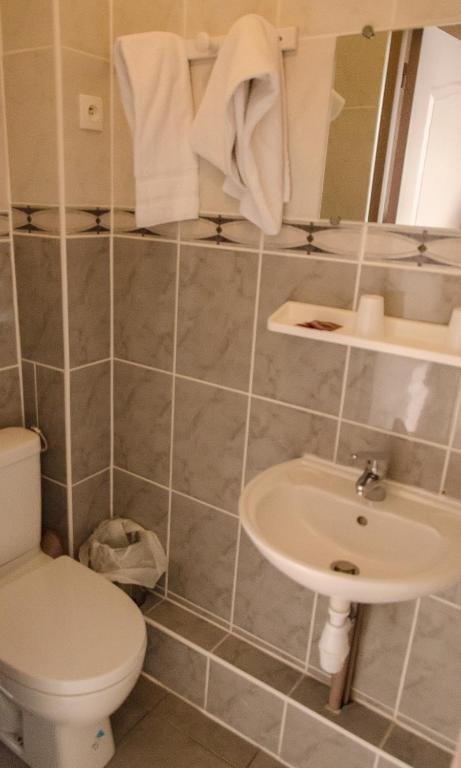Hotel Coq Hardi Lille Quarto foto